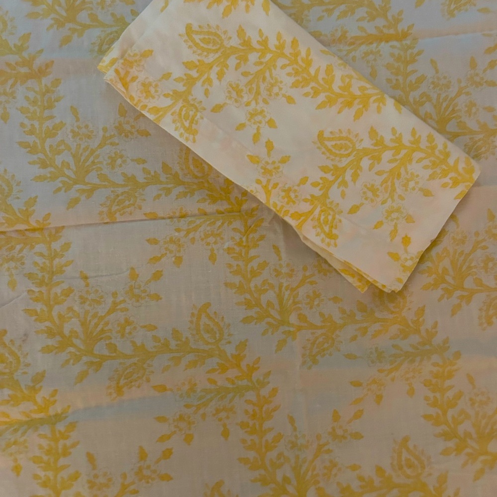 Pottery barn set of two 100% cotton dinner napkins
